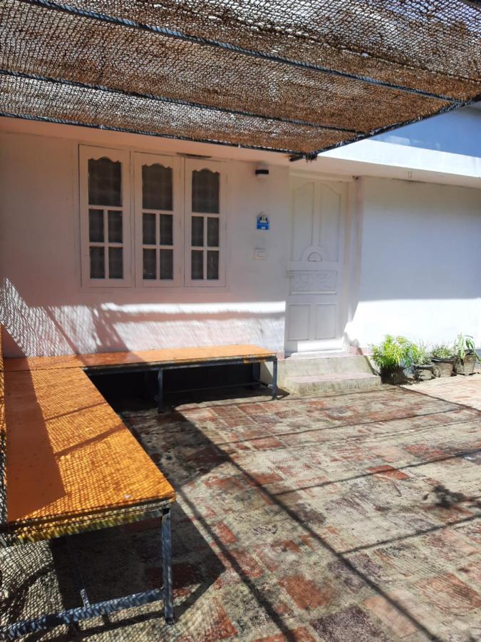 A Loft Vandrehjem Alappuzha Eksteriør billede